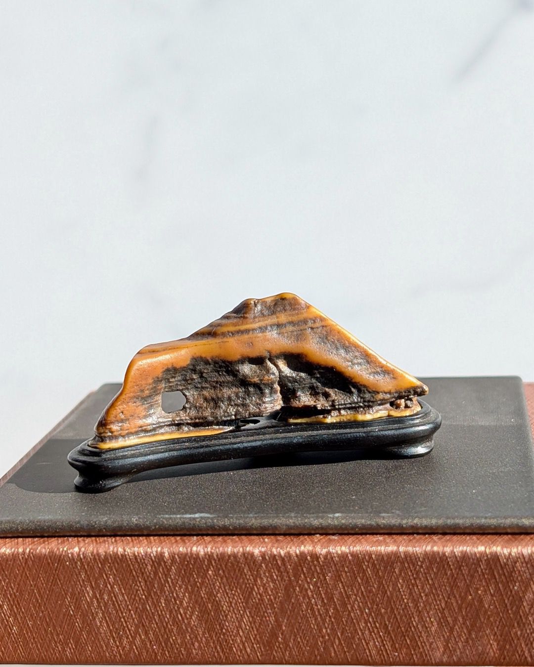 Mountain shape natural Gobi Stone